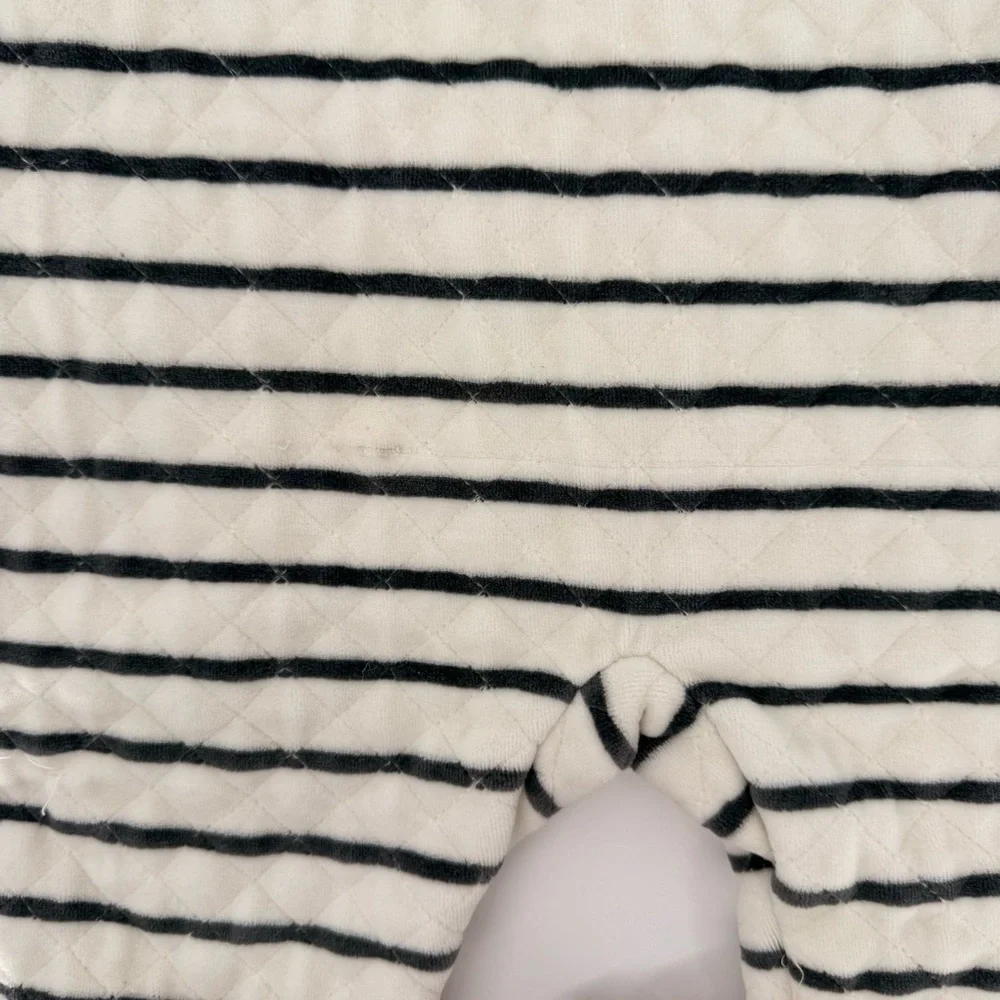 Nordstrom Striped Black and White Baby One Piece Bunting Suit Size 12m